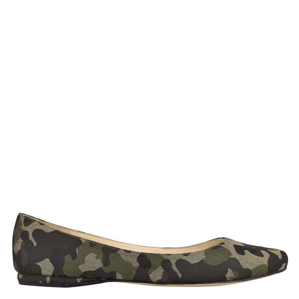 Nine West Speakup Almond Toe Camouflage Flats | South Africa 00J34-8Y22